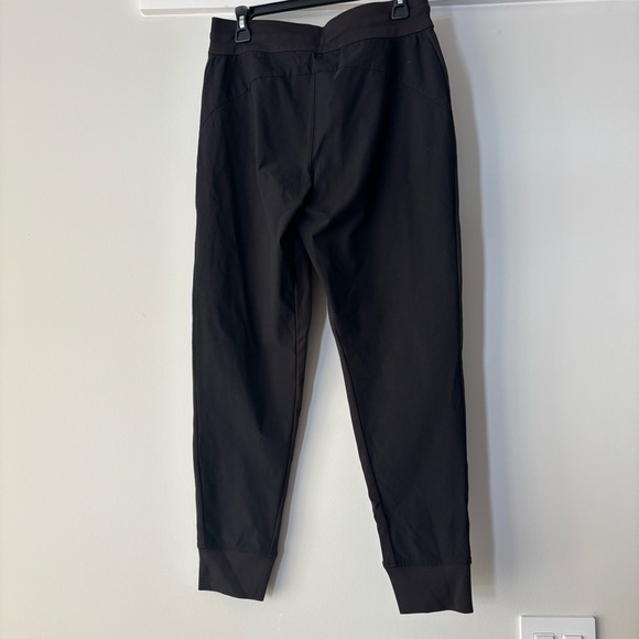 Athleta Headlands Hybrid Trek Jogger Black 8 - Picture 10 of 10